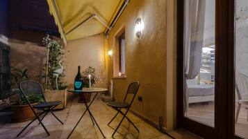 Luxury Quadruple Room, Non Smoking, Private Bathroom (Carmen) | Balcony