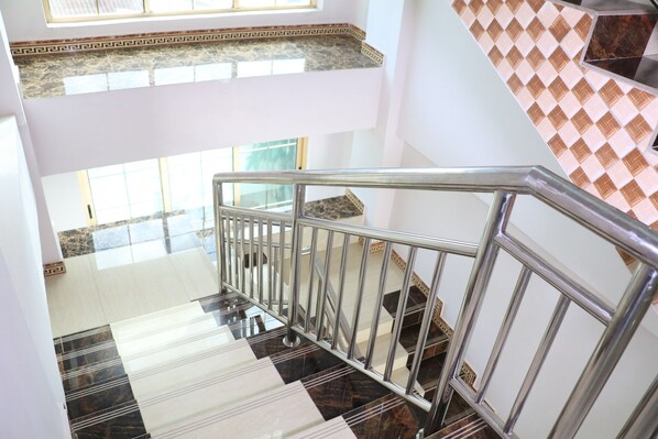 Exterior - Mount Usambara Hotel (Tanga)