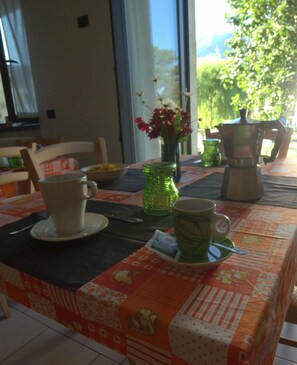 Petit déjeuner buffet compris tous les jours