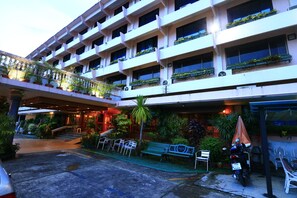 Exterior - Anodard Hotel Chiang Mai (Chiang Mai)