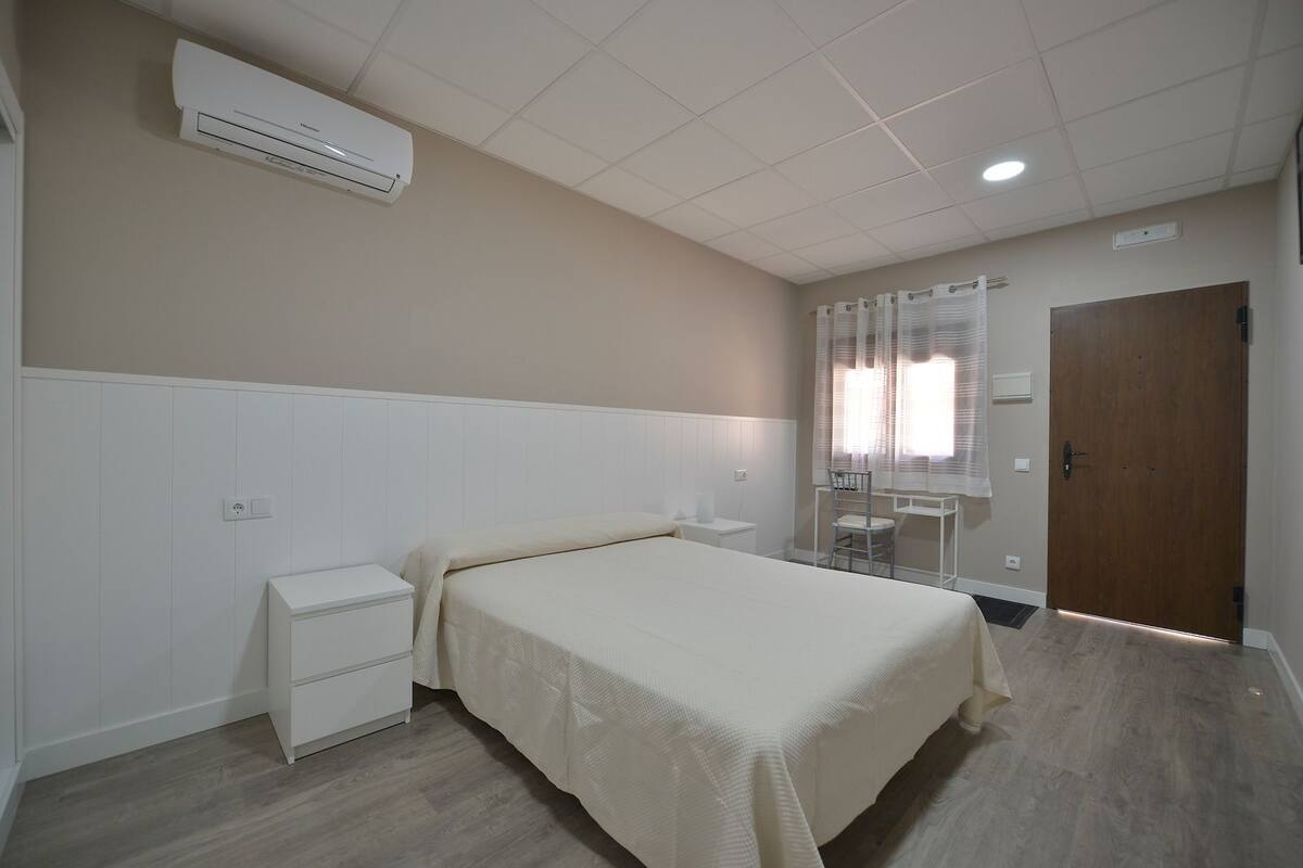 Desk, iron/ironing board, rollaway beds, free WiFi