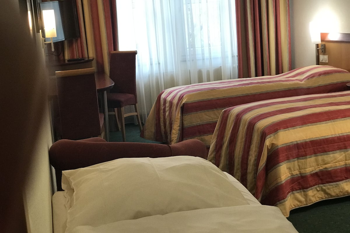 Chambre Double ou avec lits jumeaux | Bureau, chambres insonorisées, Wi-Fi gratuit, draps fournis