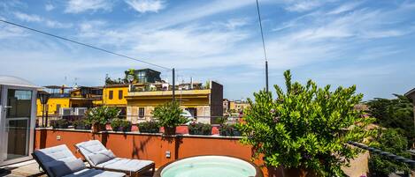 Apartment (Attic) | Terrace/patio