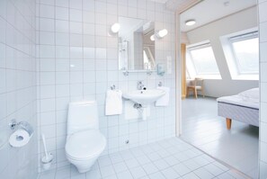 Premier Room | Bathroom | Towels - Turtagrø Hotel (Luster)