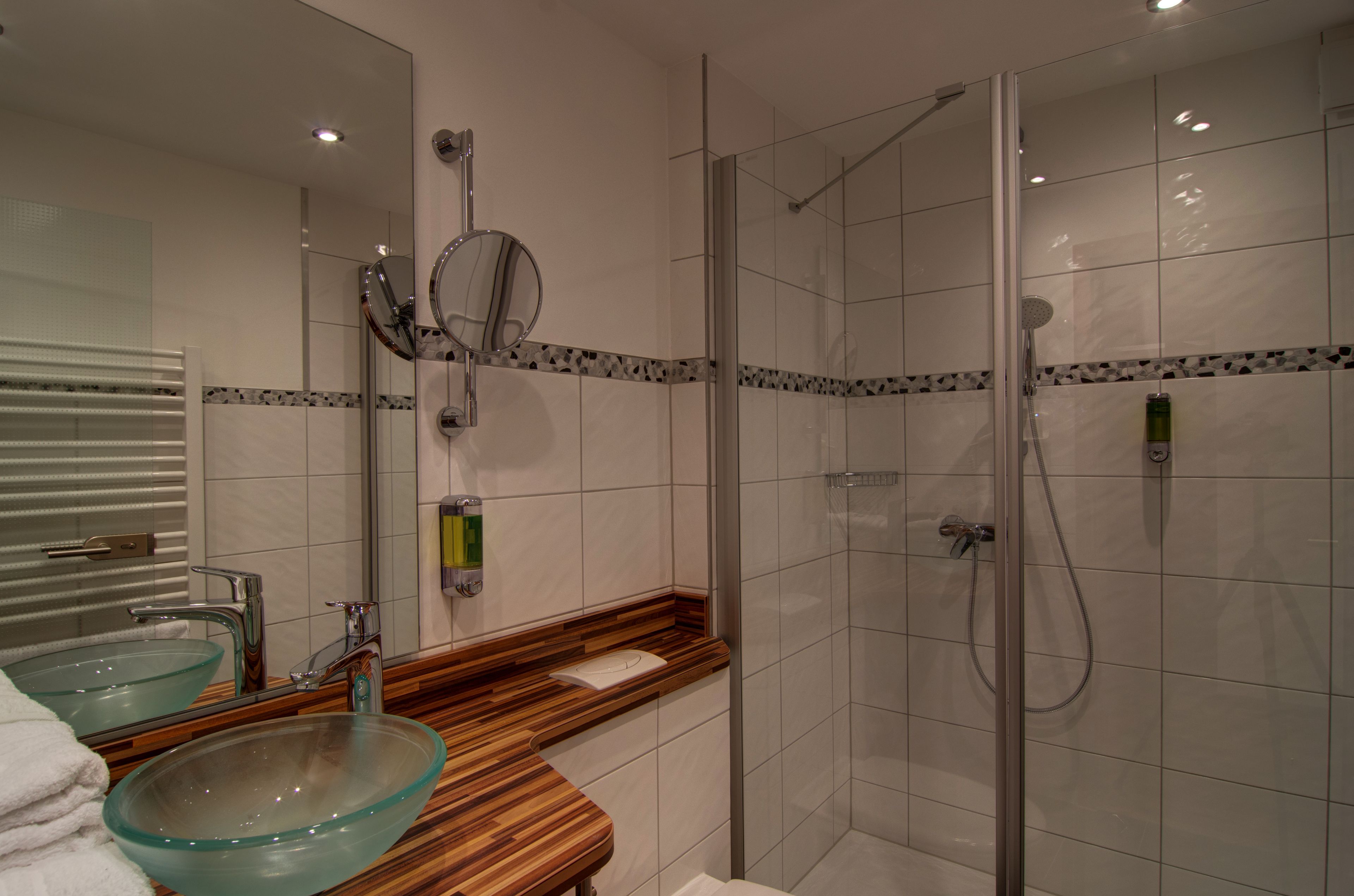 deep-soaking bathtub, free toiletries, hair dryer, towels