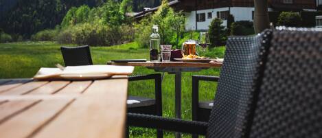 Sun deck