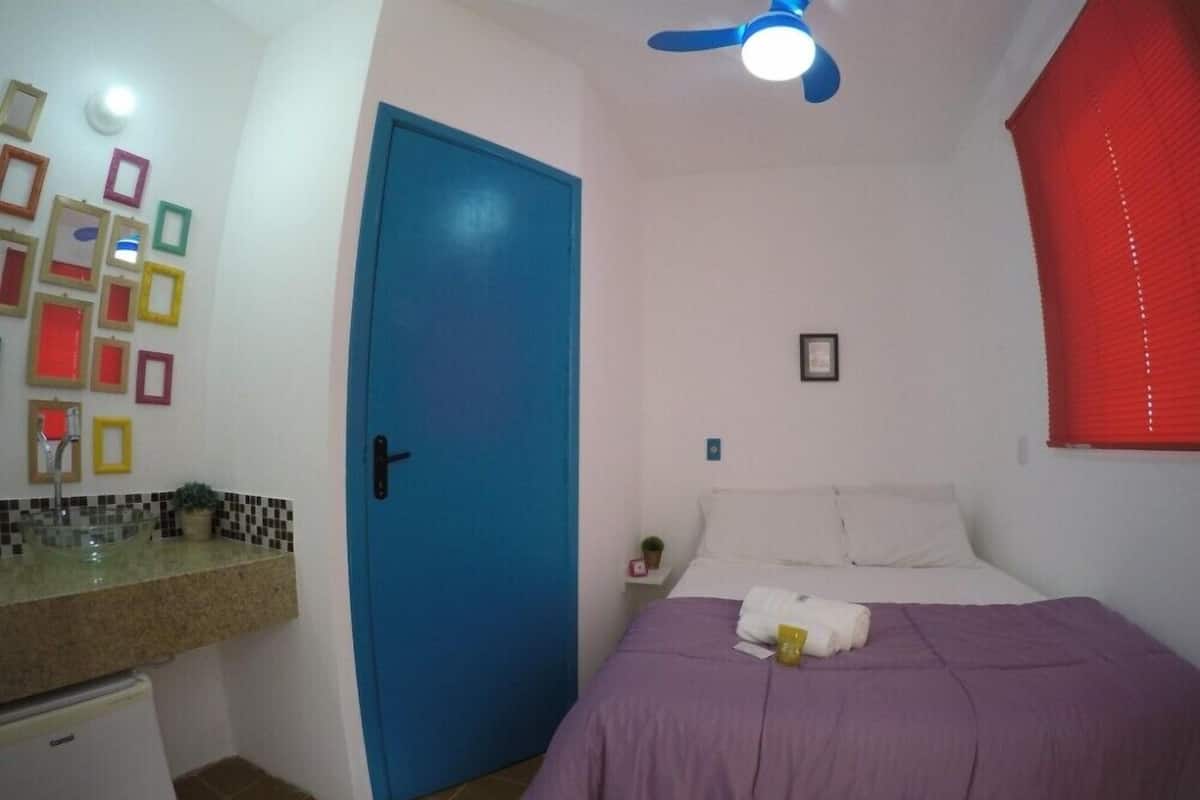Double Room, Private Bathroom | Blackout drapes, iron/ironing board (on request), WiFi (free)