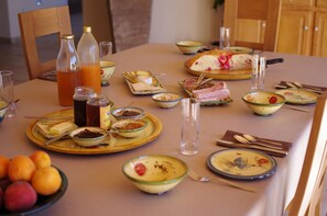 Petit déjeuner continental compris tous les jours
