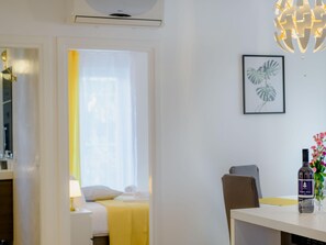 Căn hộ Superior, phòng tắm riêng, quang cảnh thành phố | 1 phòng ngủ, két bảo mật tại phòng, phòng cách âm 