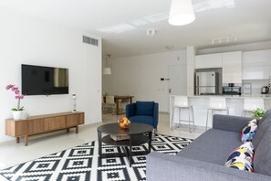 公寓, 3 间卧室 | 客厅 | 平板电视