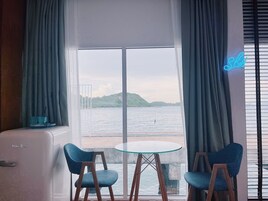 Ocean Sky | Minibar con artículos gratuitos, wifi gratis, ropa de cama