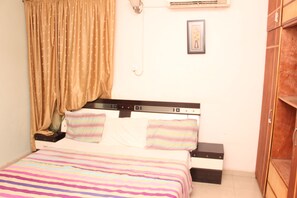 Executive Room, 1 Queen Bed, Non Smoking