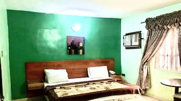 Minibar, desk, free WiFi, bed sheets