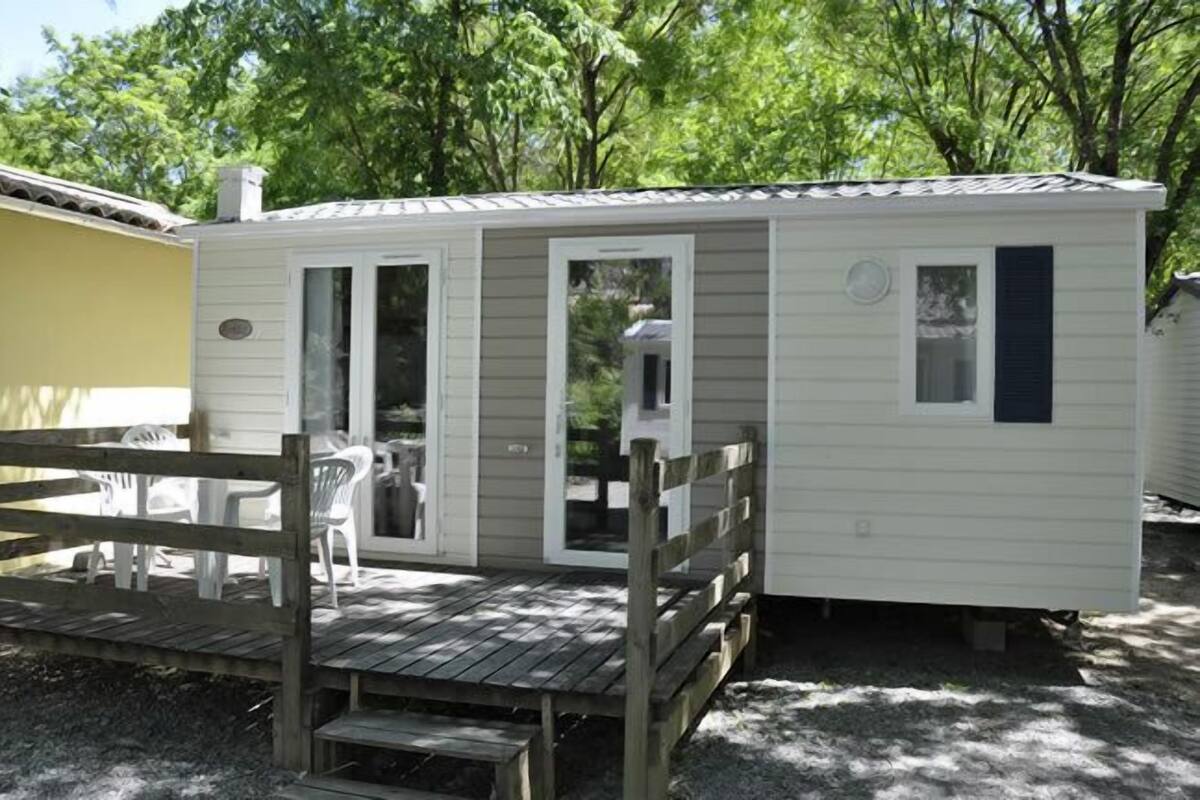 Comfort Mobile Home (4 persons V7) | Terrace/patio