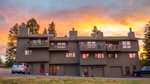 Front of property – evening/night - Big Sky - Hidden Village 877 (Big Sky)