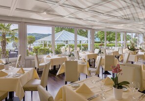 Termasuk sarapan bufet setiap hari 