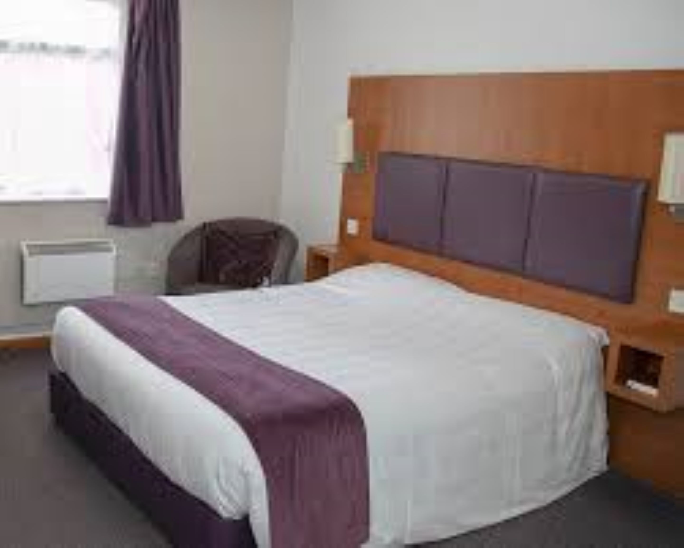 standard double room, 1 double bed | desk, soundproofing, iron/ironing board, bed sheets
