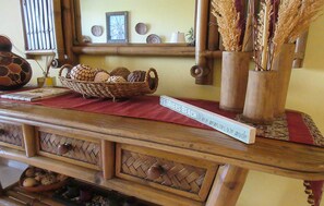 Condo, 2 Bedrooms | Room amenity