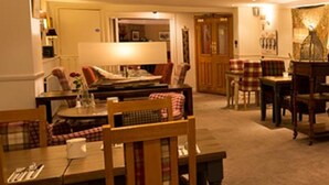 Unclassified image, 3 of 59, button - Warkworth House Hotel (Morpeth)