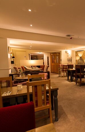 Free daily full breakfast - Warkworth House Hotel (Morpeth)
