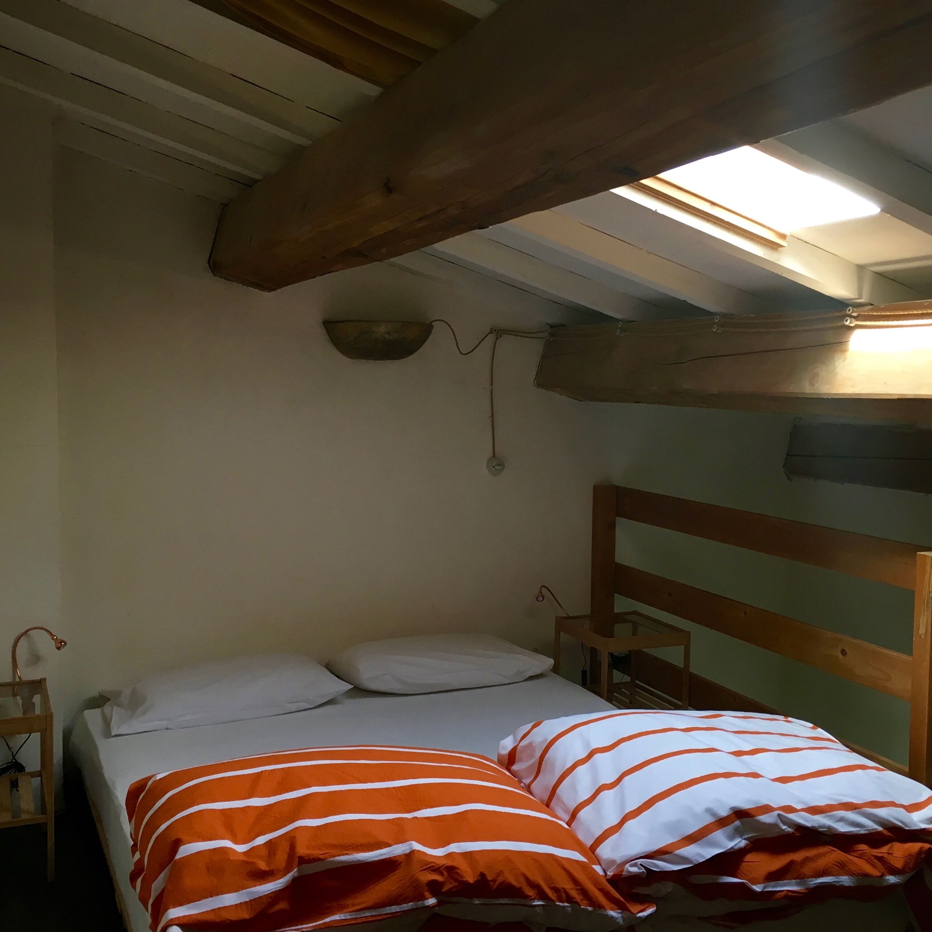 Down duvets, iron/ironing board, free WiFi, bed sheets