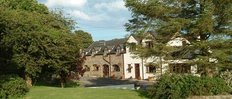 Majoituspaikan julkisivu