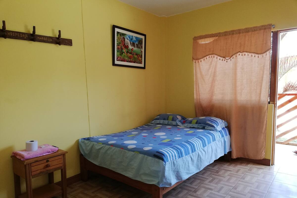 Double Room | Free WiFi, bed sheets