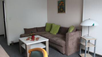 22-inch flat-screen TV with cable channels, TV