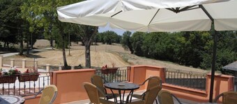 Az. Agrituristica La Tenuta del Falco