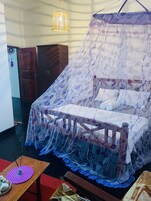 2-Bedroom Villa | 2 bedrooms, in-room safe, desk, free WiFi