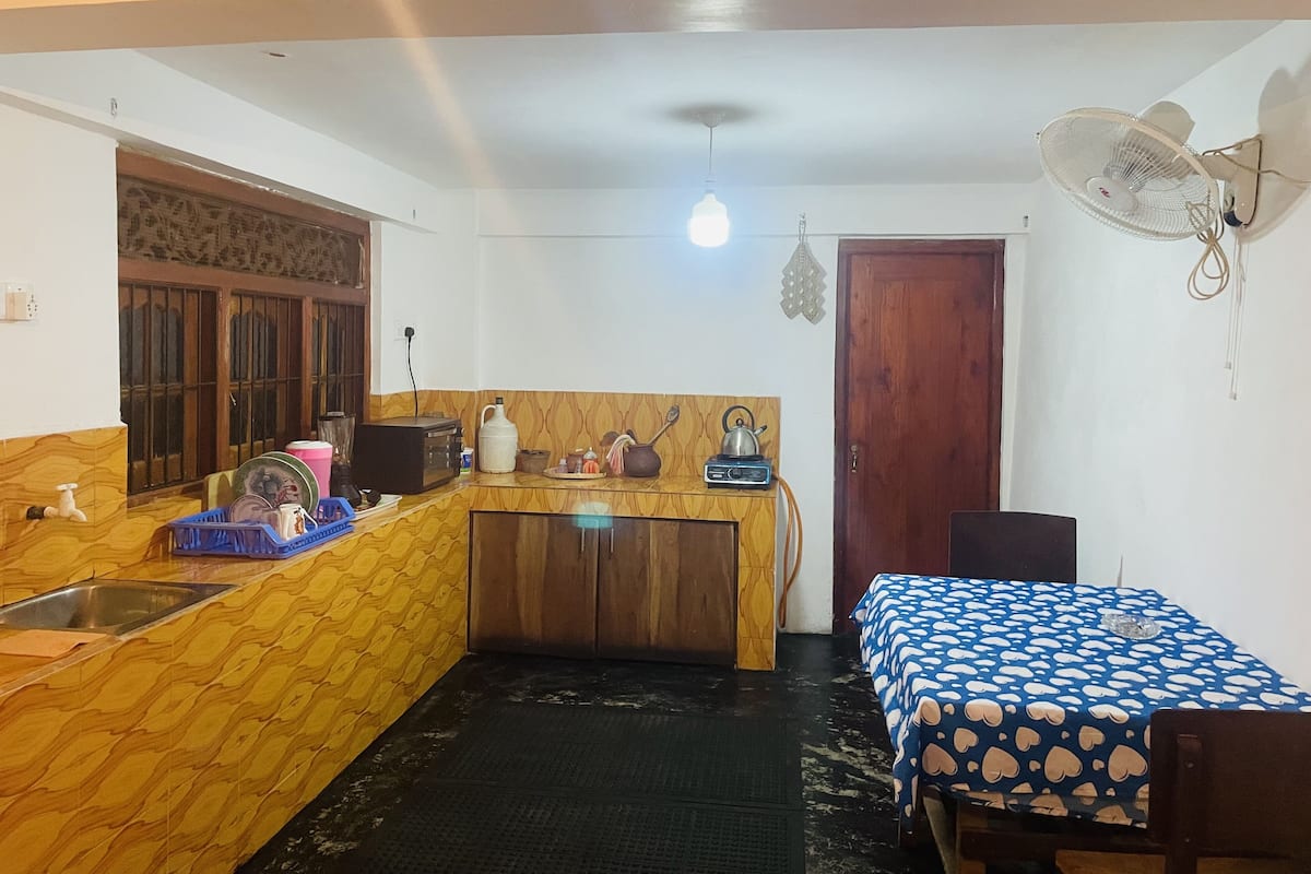 2-Bedroom Villa | Dapur peribadi | Peti sejuk, ketuhar gelombang mikro, dapur, mesin basuh pinggan mangkuk
