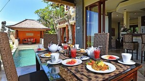Daily continental breakfast for a fee - Pearl Villas Uluwatu (Ungasan)