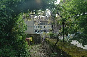 Exterior - Le Clos de l'Abbaye (Cluny)