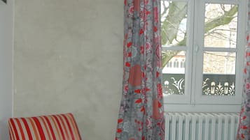 Literie de qualité supérieure, décoration personnalisée