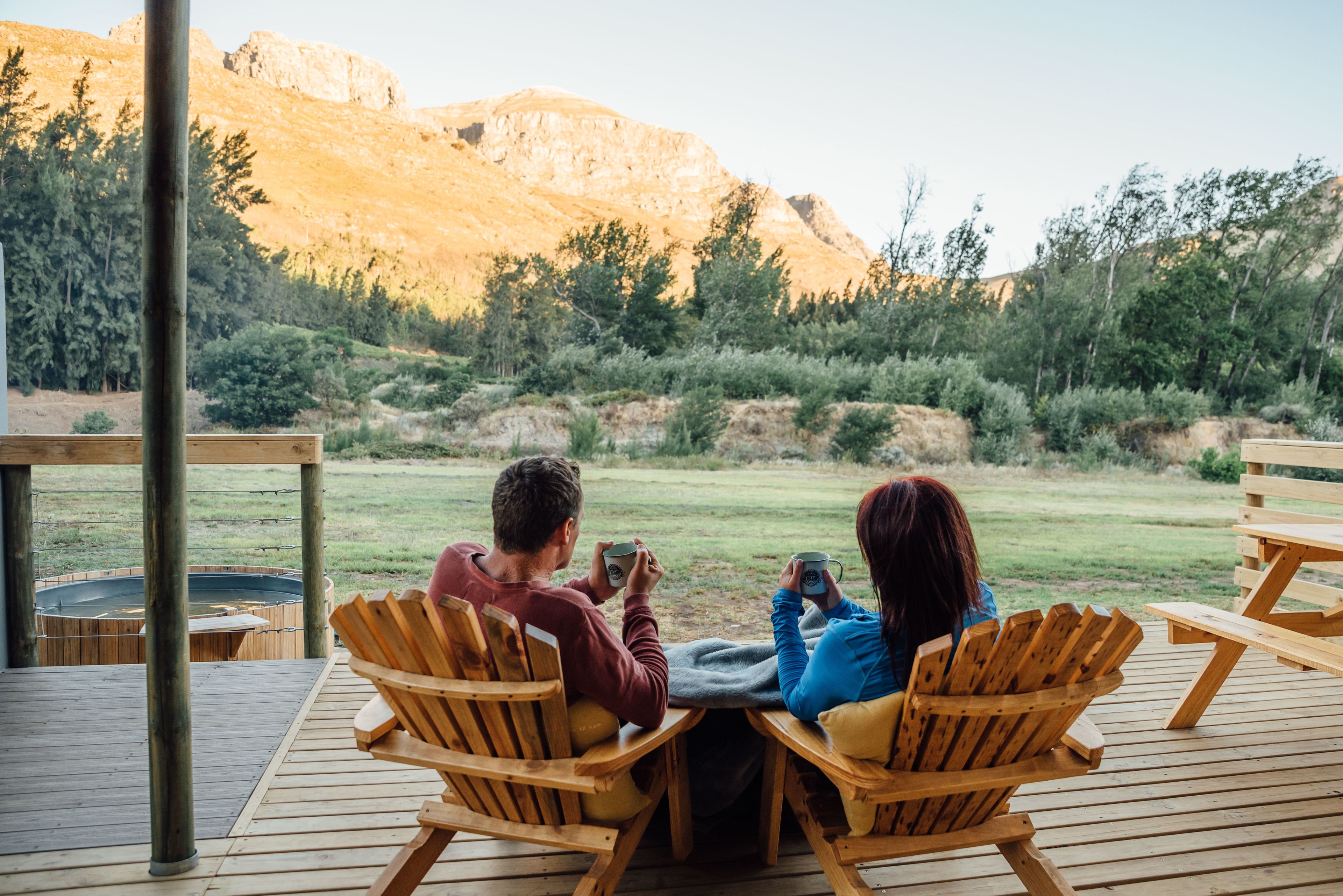 ลักซ์ชัวรี่เต็นท์, 2 ห้องนอน | ลานระเบียง/นอกชาน