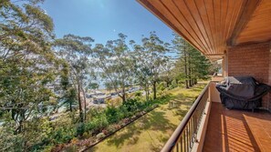 Property grounds - A renovated unit with waterviews, close to town! (Nelson Bay)