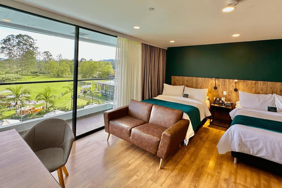 1 bedroom, minibar, in-room safe, desk