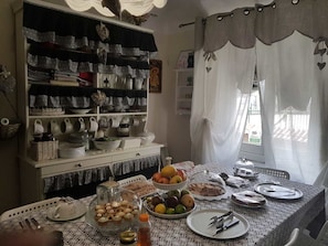 Free daily local cuisine breakfast