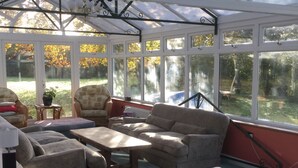 Interior - Sodbury House (Bristol)