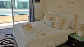 1 habitación y ropa de cama 
