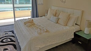 1 bedroom, bed sheets - Pacific Blue Apartment, Unit 258/265 Sandy Point Road (Salamander Bay)