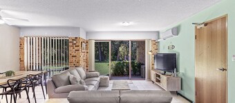 Bay Parklands 38/2 Gowrie Ave Nelson Bay - Coastal haven at Little Beach