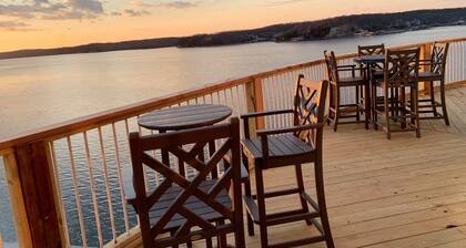 THE PENTHOUSE at Ledges Point! 6 King Bedrooms! Incredible Main Channel View!