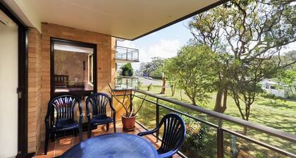 Light & spacious overlooking parkland