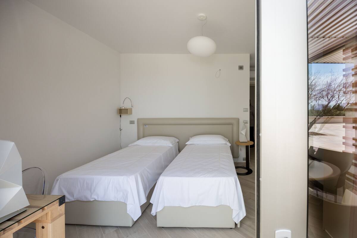 Superior Double or Twin Room, Sea View | Egyptian cotton sheets, premium bedding, down comforters, in-room safe