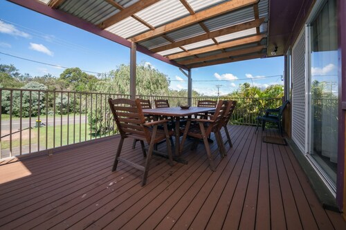 Marine Drive Fingal Bay Family Home