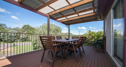 Marine Drive Fingal Bay Family Home