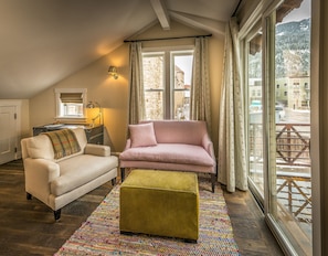 Rom, 1 kingsize-seng, ikke-røyk | Lydisolert, wi-fi (inkludert) og sengetøy