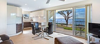 Shoal Towers, Unit 3/11 Shoal Bay Road