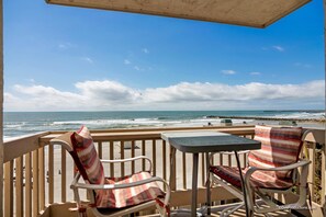 House, Multiple Beds (White Water Vista) | Balcony